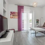 Family-friendly With Swimming Pool Pjescana Uvala, - 22778 Apartamento