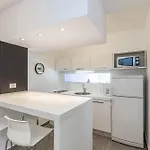Apartamento Family-friendly With Swimming Pool Pjescana Uvala, - 22778